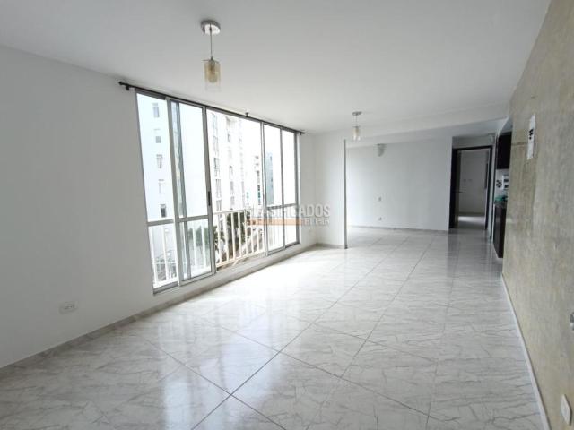 Apartamentos, Alquiler en Meléndez