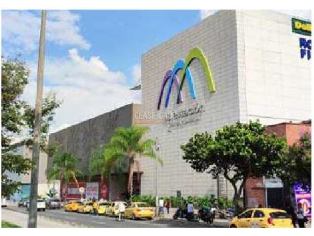 Locales y Bodegas, Venta en Centro Ccial. La Estación