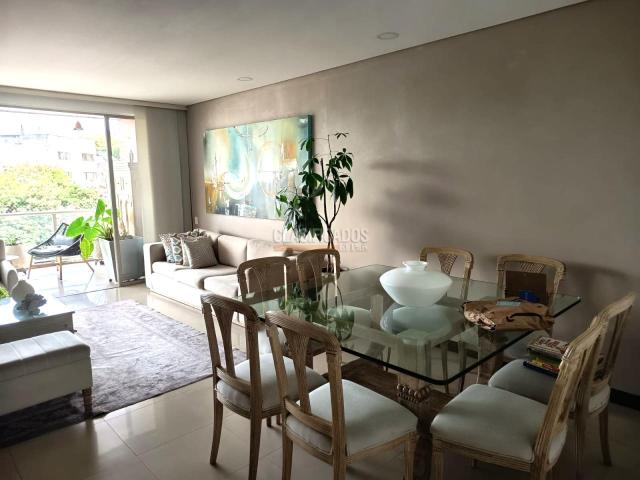 Apartamentos, Venta en Santa Mónica Residencial