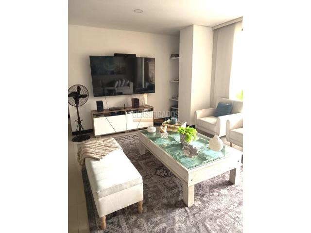 Apartamentos, Venta en Santa Mónica Residencial