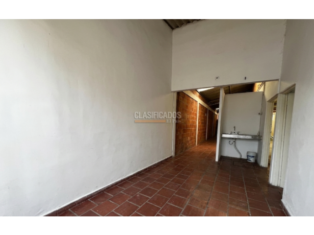 Locales y Bodegas, Venta en Alfonso López