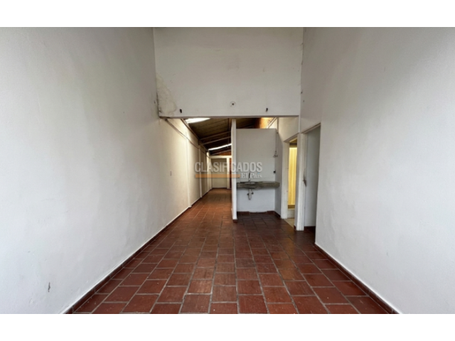 Locales y Bodegas, Venta en Alfonso López