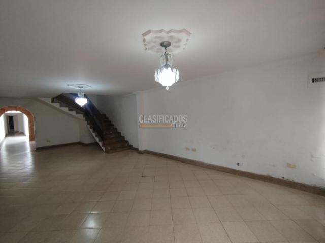 Casas, Venta en Prados del Norte
