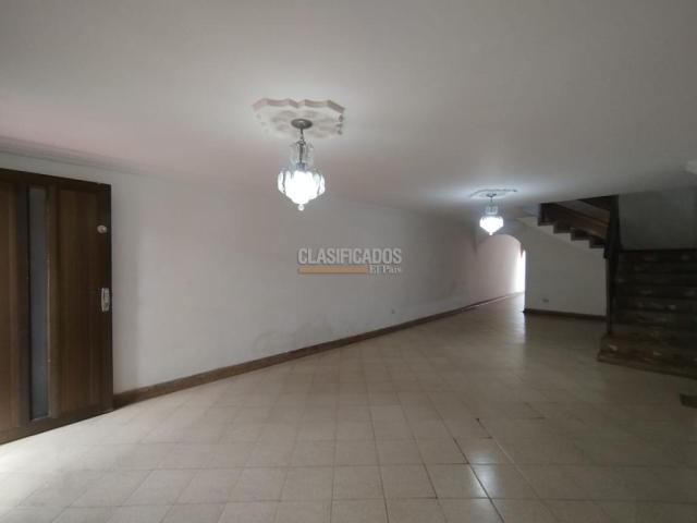 Casas, Venta en Prados del Norte
