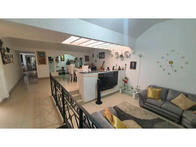 Casas, Venta en La Flora