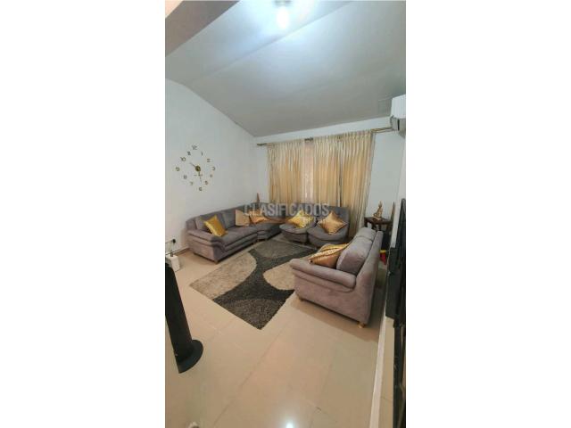 Casas, Venta en La Flora