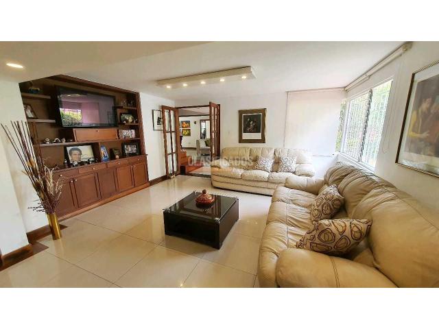 Casas, Venta en Santa Teresita