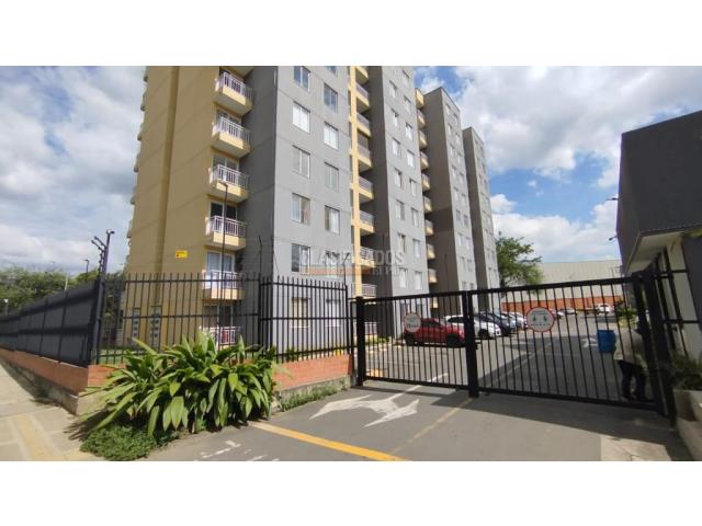 Apartamentos, Venta en Yumbo