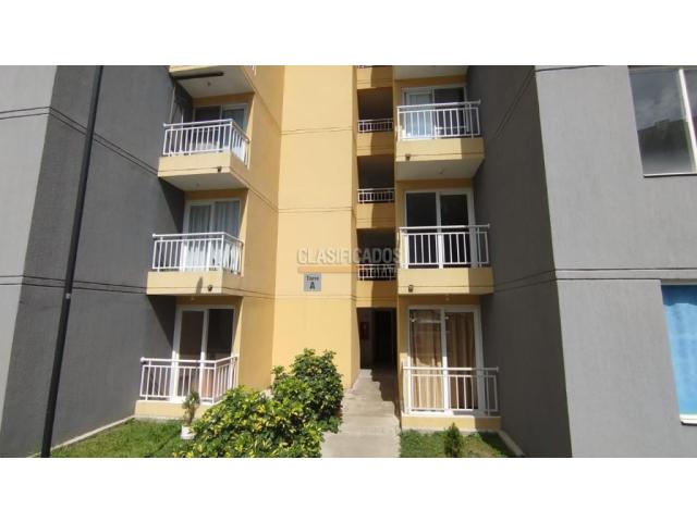 Apartamentos, Venta en Yumbo