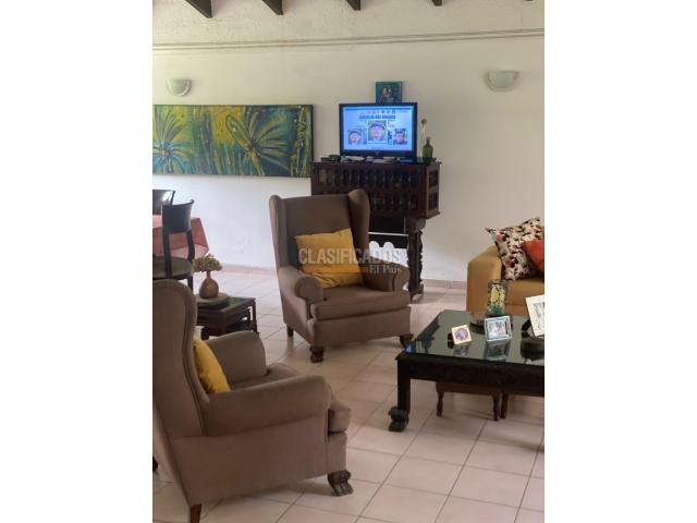 Casas, Venta en La Flora