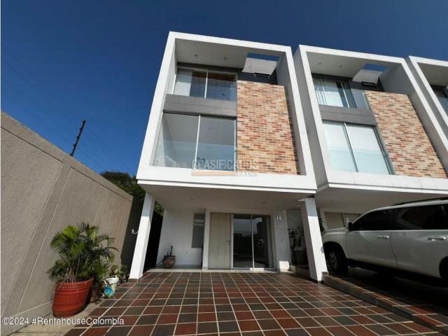 Casas, Venta en Los Patios