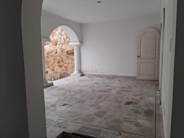 Casas, Venta en Prados del Norte