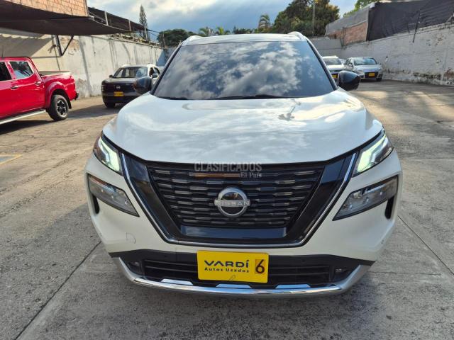 Nissan X-Trail 2025