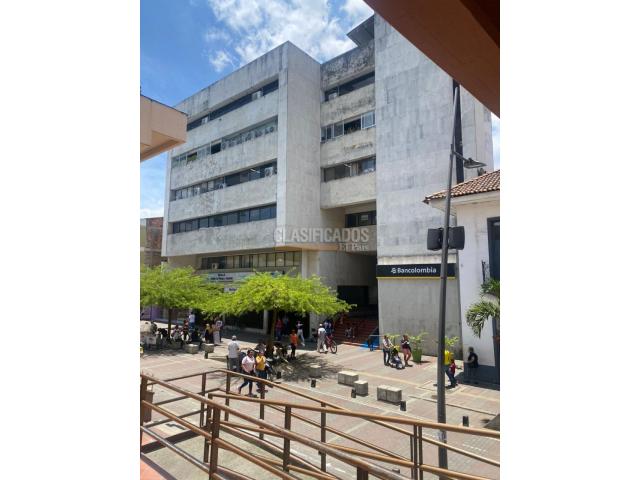 Oficinas y Consultorios, Alquiler en Palmira