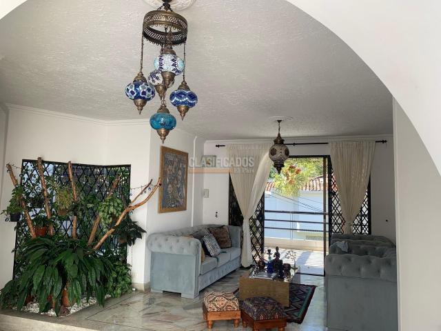Casas, Venta en Cristales