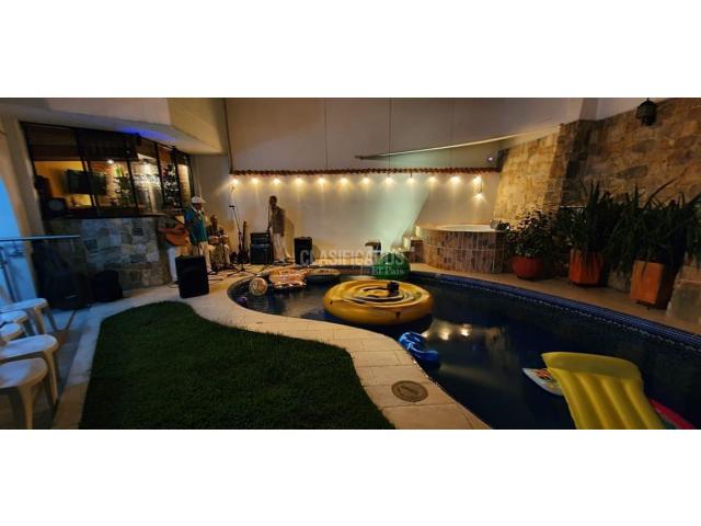 Casas, Venta en Cristales