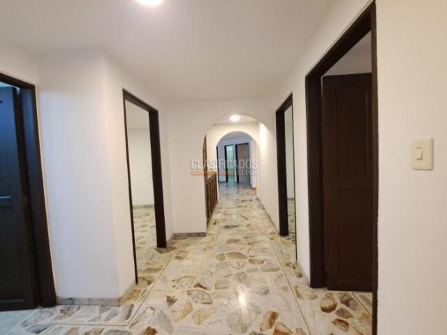 Apartamentos, Venta en Prados del Norte