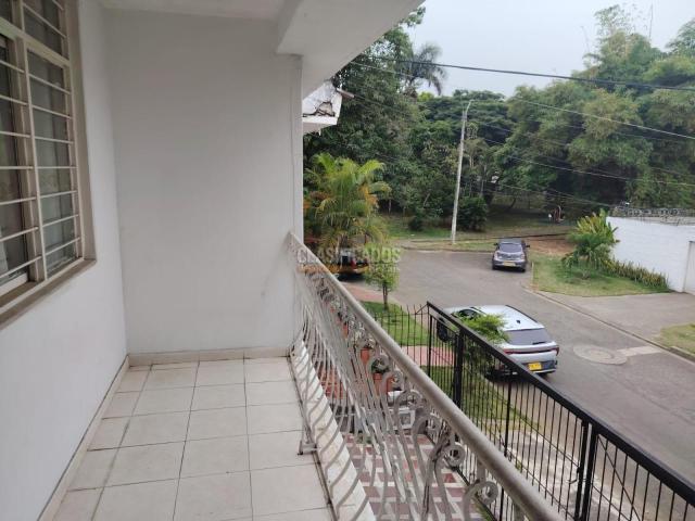 Casas, Venta en Gran Limonar