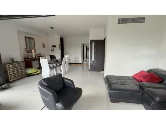 Apartamentos, Venta en Ciudad Jardín