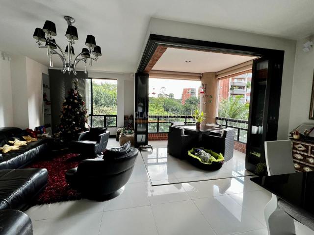 Apartamentos, Venta en Ciudad Jardín