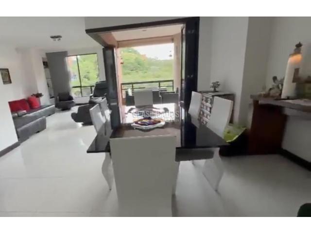 Apartamentos, Venta en Ciudad Jardín