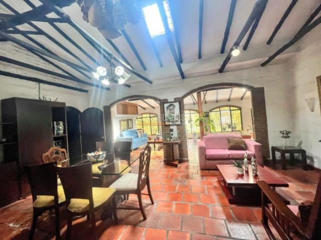 Casas, Venta en San Antonio
