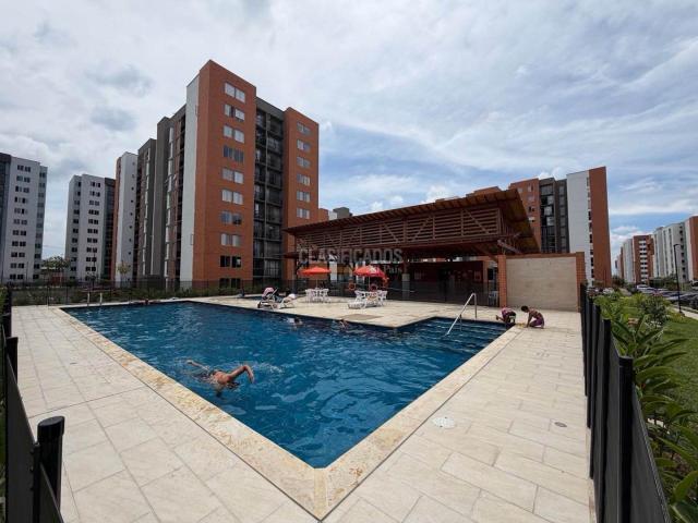Apartamentos, Venta en Tierralinda del Lago