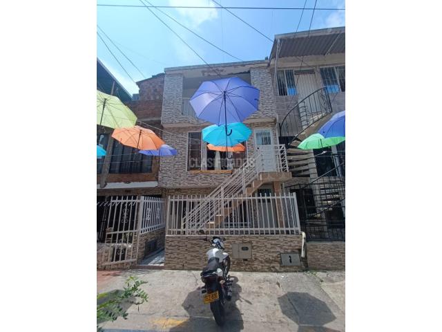 Casas, Venta en Ciudad Córdoba