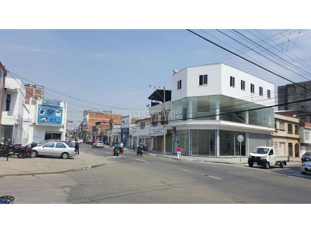 Locales y Bodegas, Alquiler en Alameda