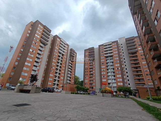 Apartamentos, Venta en Pereira