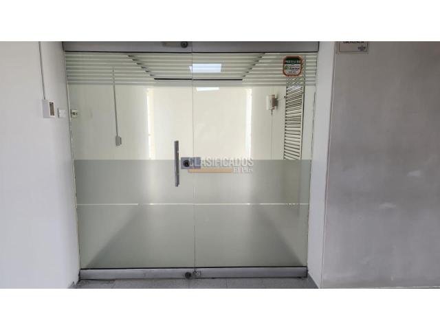 Oficinas y Consultorios, Alquiler en Versalles