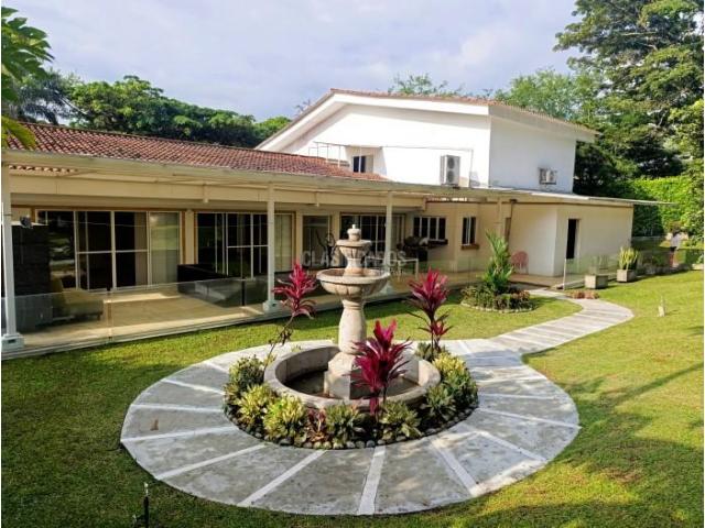 Casas, Venta en Yumbo