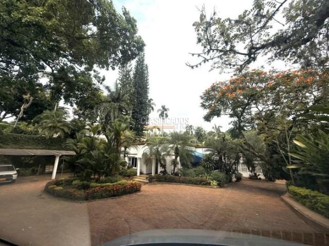 Casas, Venta en La Riverita