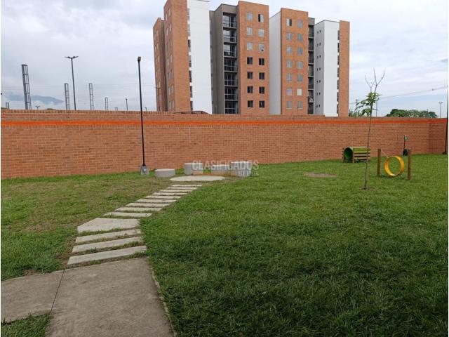 Apartamentos, Venta en Jamundí