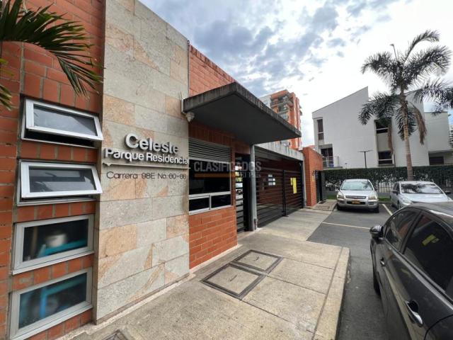 Casas, Alquiler en Ciudad Melendez