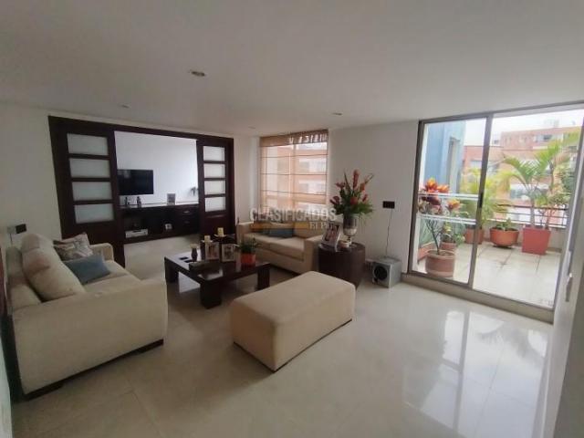 Apartamentos, Venta en La Flora