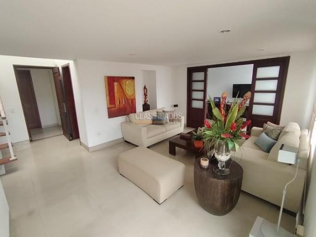 Apartamentos, Venta en La Flora