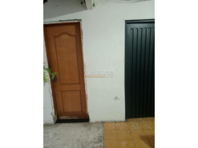 Casas, Venta en El Jardín
