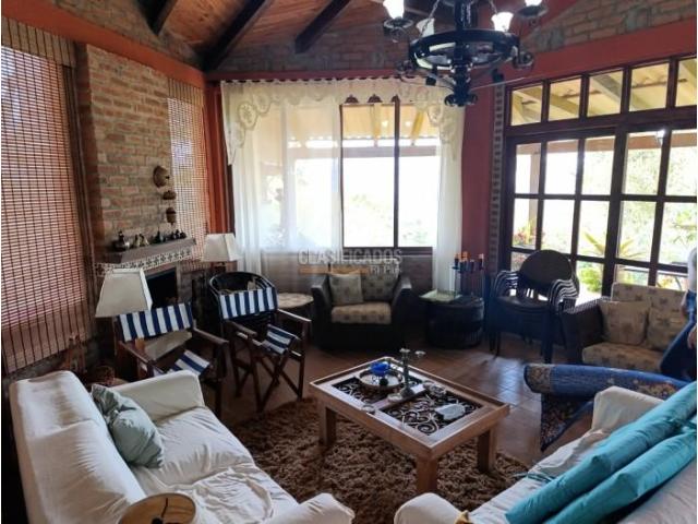 Fincas y Casas Campestres, Venta en Yumbo