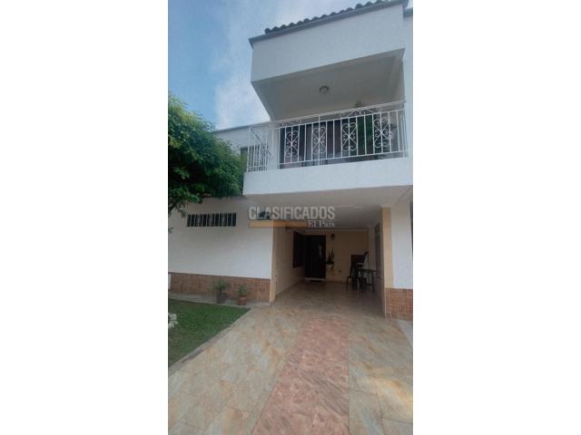 Casas, Venta en La Hacienda