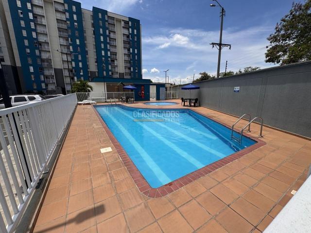 Apartamentos, Venta en Brisas de los Álamos