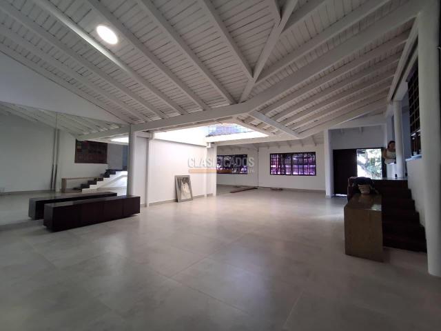 Casas, Alquiler en La Flora