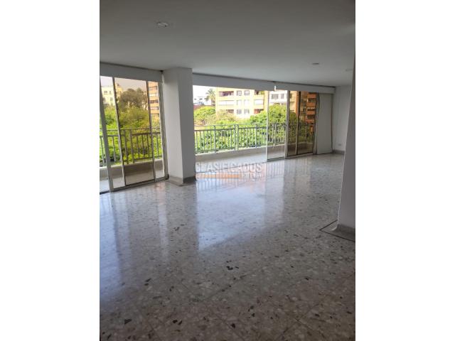 Apartamentos, Venta en Arboleda
