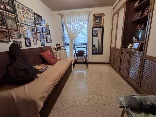 Apartamentos, Venta en El Refugio