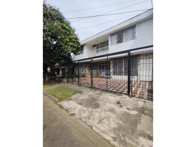 Casas, Venta en Gran Limonar