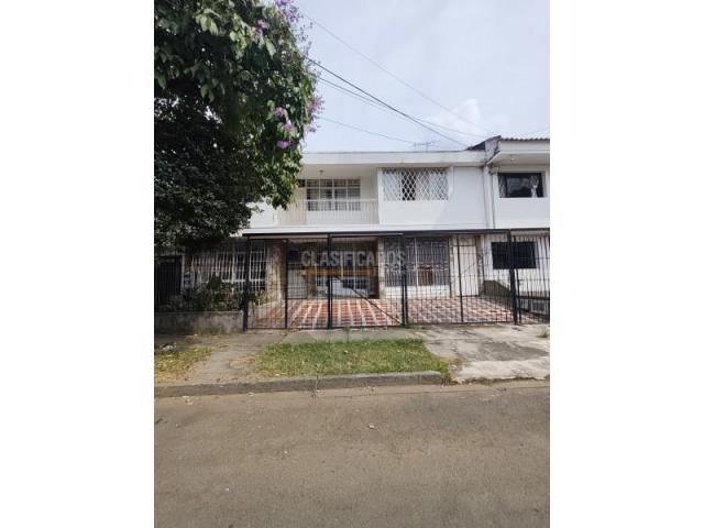 Casas, Venta en Gran Limonar