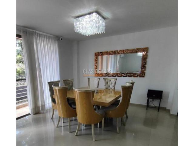 Casas, Venta en Ciudad Jardín