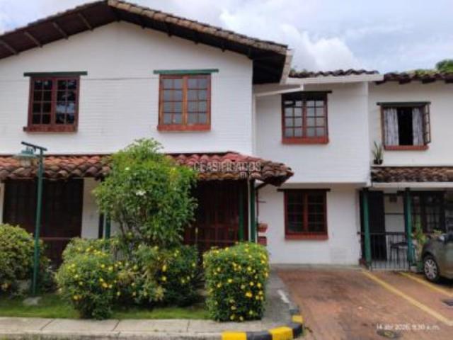 Casas, Venta en Alférez Real