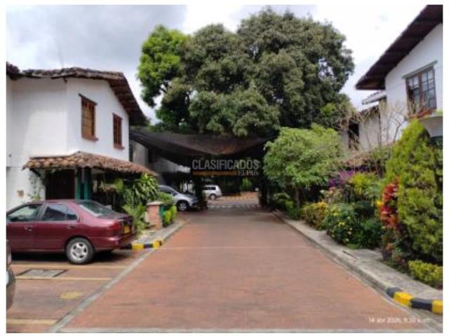 Casas, Venta en Alférez Real