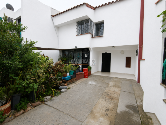 Apartamentos, Alquiler en Urbanización La Merced
